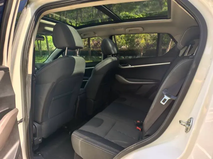 2018 HaiMa S5 Young Edition 1.6L 122HP L4 CVT,autocango,china used car exporter,china ev exporter,chinese used car exporter,chinese used ev exporter