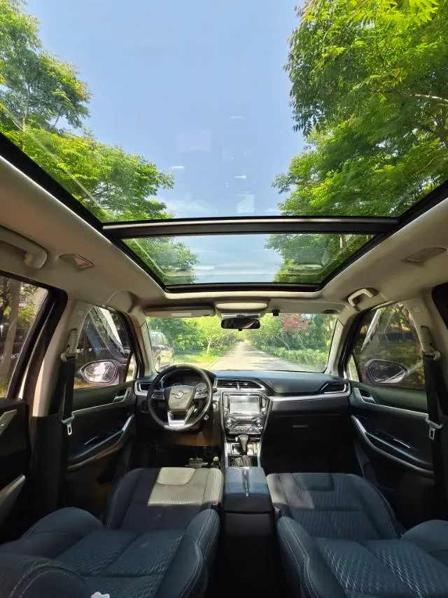 2018 HaiMa S5 Young Edition 1.6L 122HP L4 CVT,autocango,china used car exporter,china ev exporter,chinese used car exporter,chinese used ev exporter