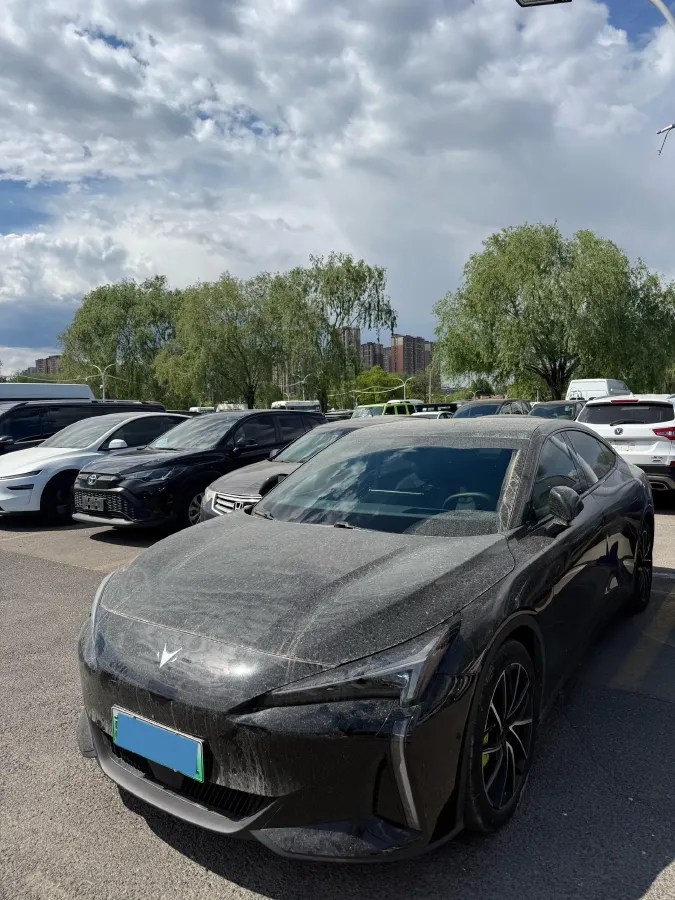 2024 ARCFOX αT5 BEV 79.2KWH,autocango,china used car exporter,china ev exporter,chinese used car exporter,chinese used ev exporter