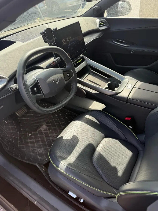 2024 ARCFOX αT5 BEV 79.2KWH,autocango,china used car exporter,china ev exporter,chinese used car exporter,chinese used ev exporter