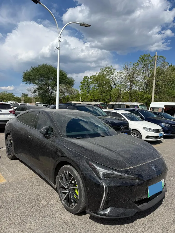 2024 ARCFOX αT5 BEV 79.2KWH,autocango,china used car exporter,china ev exporter,chinese used car exporter,chinese used ev exporter