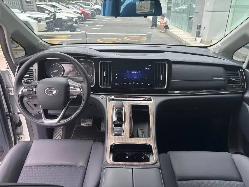 2023 GAC Trumpchi M8 2.0T 252HP L4 8AT,autocango,china used car exporter,china ev exporter,chinese used car exporter,chinese used ev exporter