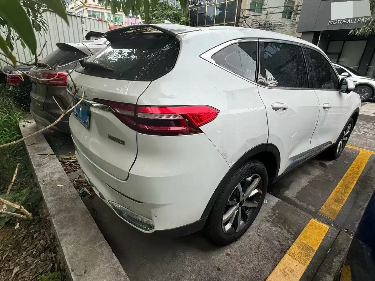 2021 Haval F7 1.5T 169HP L4 7DCT,autocango,china used car exporter,china ev exporter,chinese used car exporter,chinese used ev exporter
