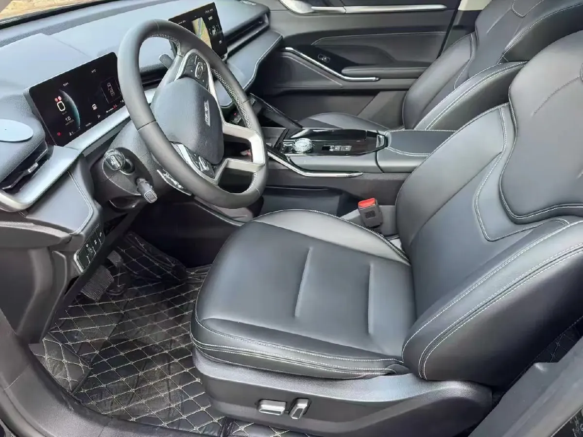 2024 Haval H6 1.5T 184HP L4 7DCT,autocango,china used car exporter,china ev exporter,chinese used car exporter,chinese used ev exporter