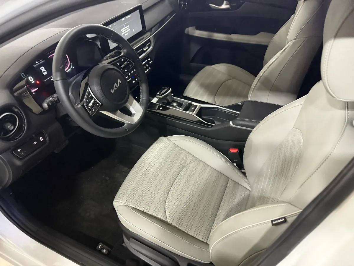 2023 Kia K3 1.5L 115HP L4 CVT,autocango,china used car exporter,china ev exporter,chinese used car exporter,chinese used ev exporter