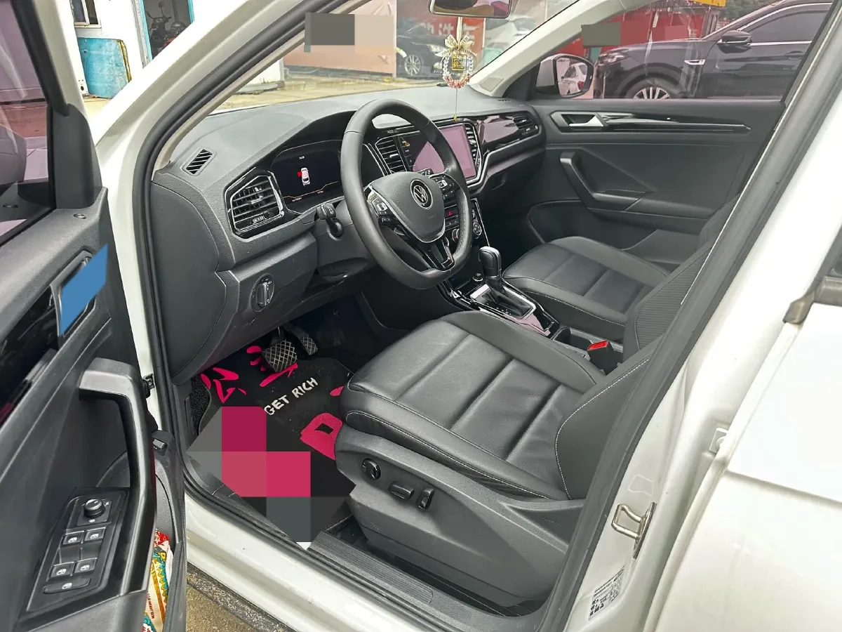 2022 Volkswagen T-Roc 1.4T 150HP L4 7DCT,autocango,china used car exporter,china ev exporter,chinese used car exporter,chinese used ev exporter
