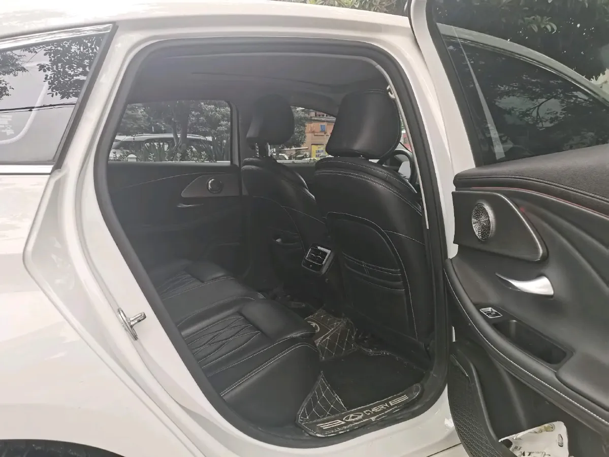 2022 Chery Arrizo 8 1.6T 197HP L4 7DCT,autocango,china used car exporter,china ev exporter,chinese used car exporter,chinese used ev exporter