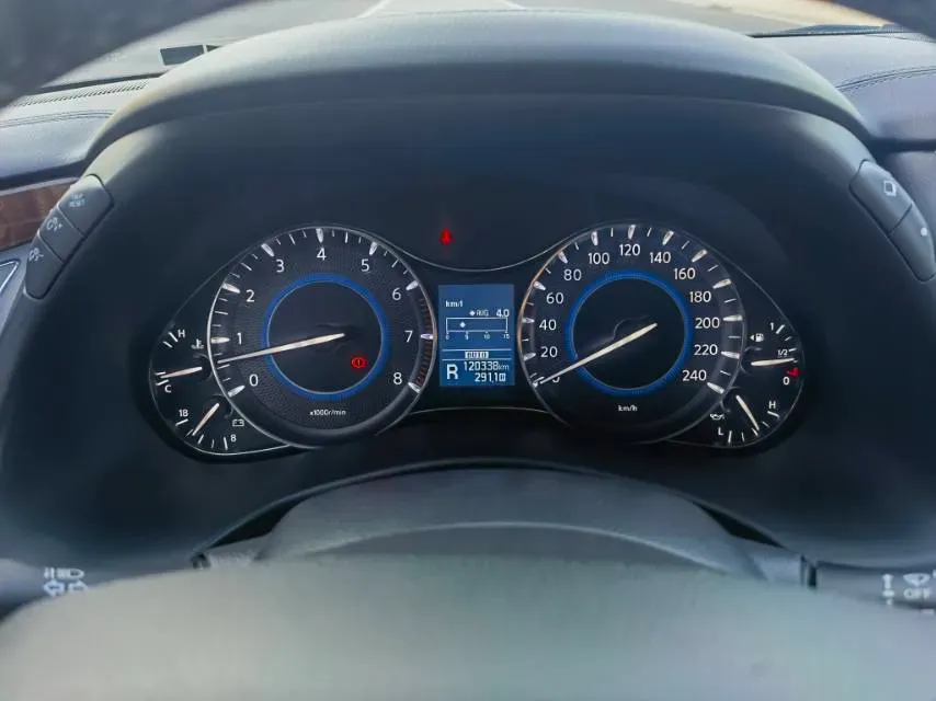 2016 Infiniti QX80 5.6L 398HP V8 7AT,autocango,china used car exporter,china ev exporter,chinese used car exporter,chinese used ev exporter