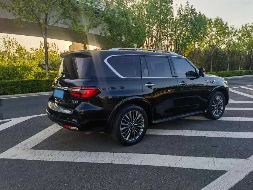 2016 Infiniti QX80 5.6L 398HP V8 7AT,autocango,china used car exporter,china ev exporter,chinese used car exporter,chinese used ev exporter
