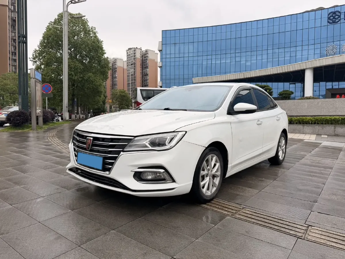 2020 Roewe i5 1.5L 120HP L4 CVT,autocango,china used car exporter,china ev exporter,chinese used car exporter,chinese used ev exporter
