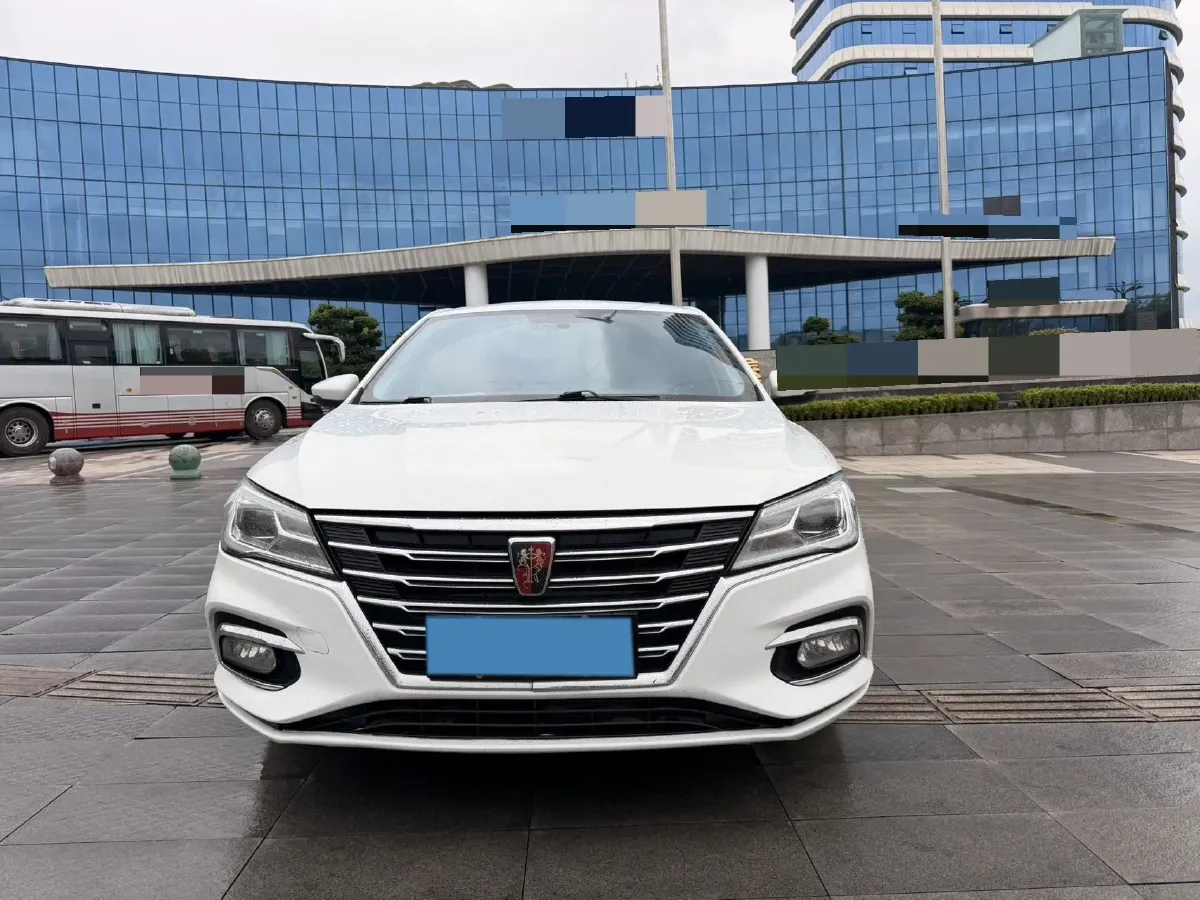 2020 Roewe i5 1.5L 120HP L4 CVT,autocango,china used car exporter,china ev exporter,chinese used car exporter,chinese used ev exporter
