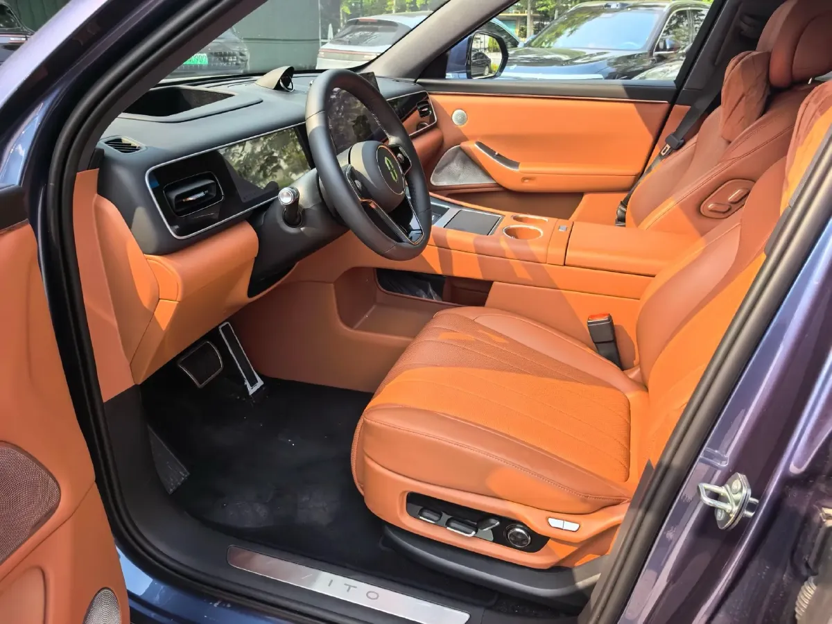 2026 AITO AITO M7 REEV 160HP REEV,autocango,china used car exporter,china ev exporter,chinese used car exporter,chinese used ev exporter