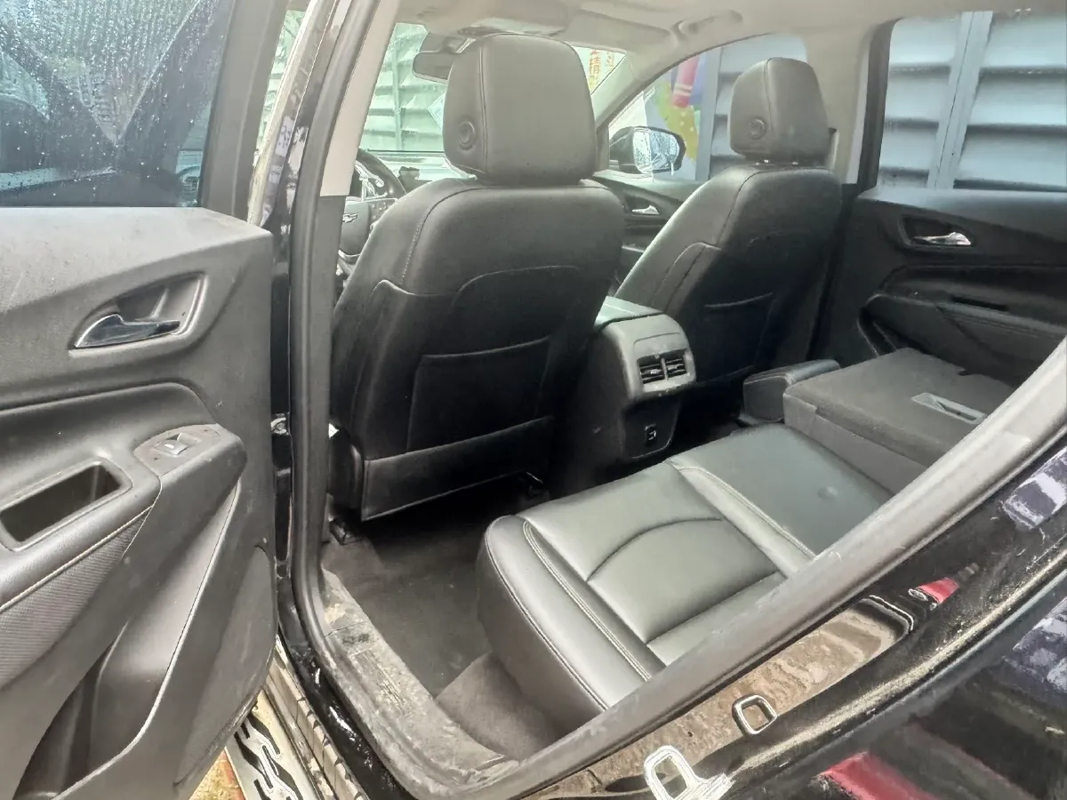 2018 Chevrolet Equinox 1.5T 180HP L4 6AT,autocango,china used car exporter,china ev exporter,chinese used car exporter,chinese used ev exporter