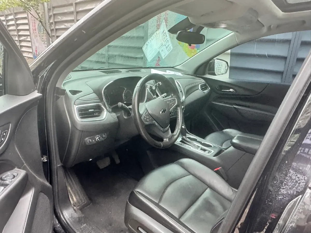 2018 Chevrolet Equinox 1.5T 180HP L4 6AT,autocango,china used car exporter,china ev exporter,chinese used car exporter,chinese used ev exporter