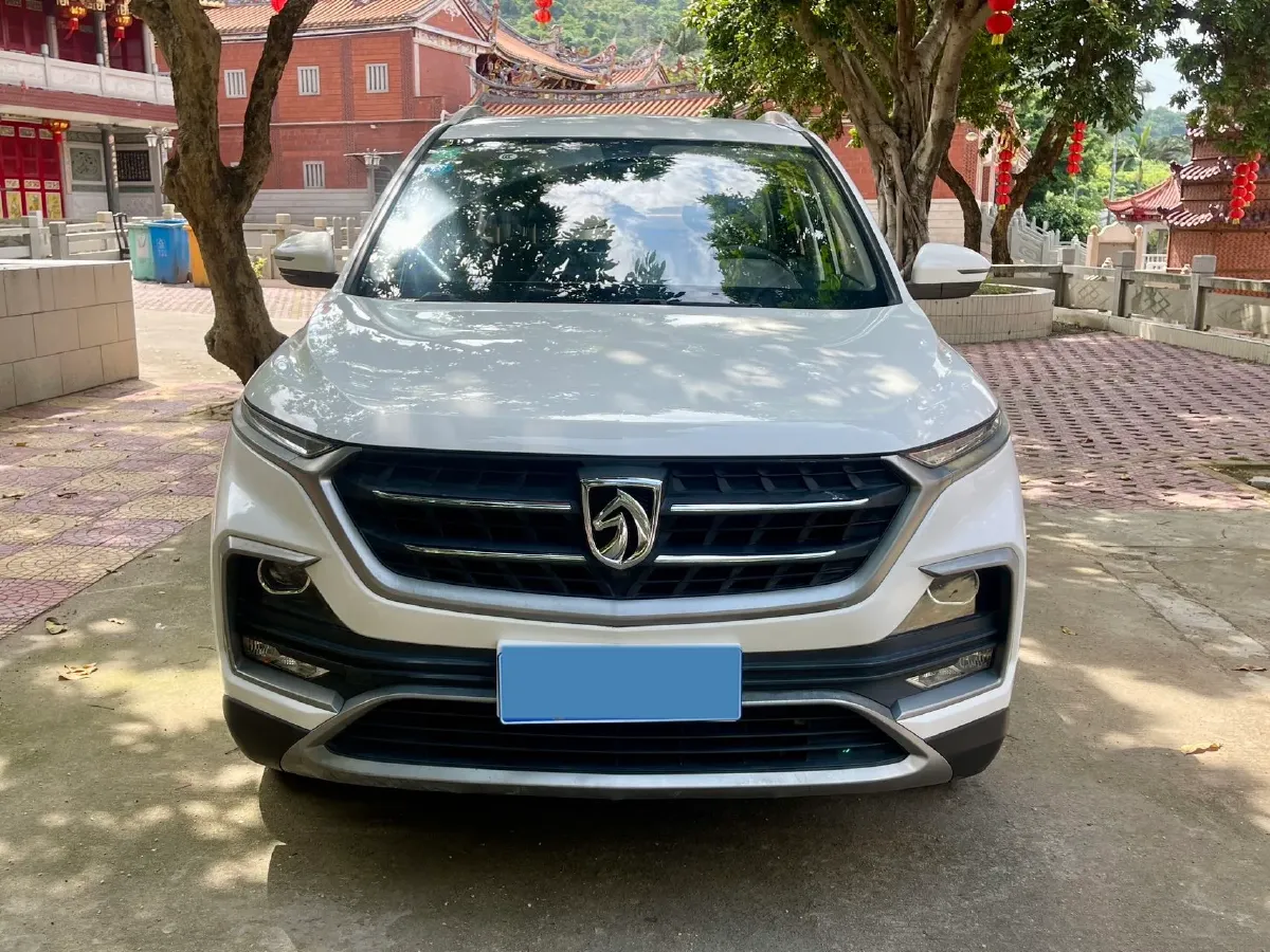 2019 BaoJun 530 1.5T 151HP L4 CVT,autocango,china used car exporter,china ev exporter,chinese used car exporter,chinese used ev exporter