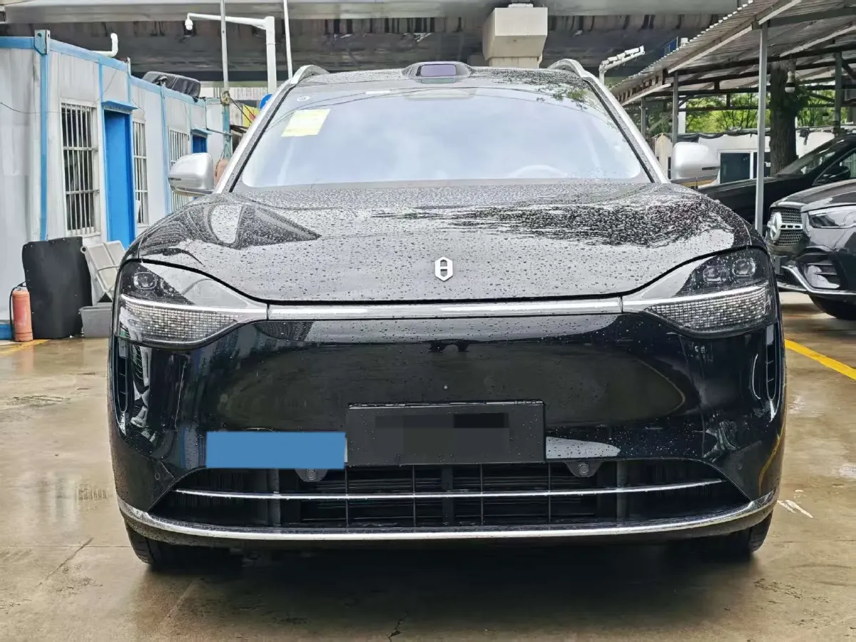 2025 AITO AITO M9 REEV 160HP REEV 52KWH,autocango,china used car exporter,china ev exporter,chinese used car exporter,chinese used ev exporter