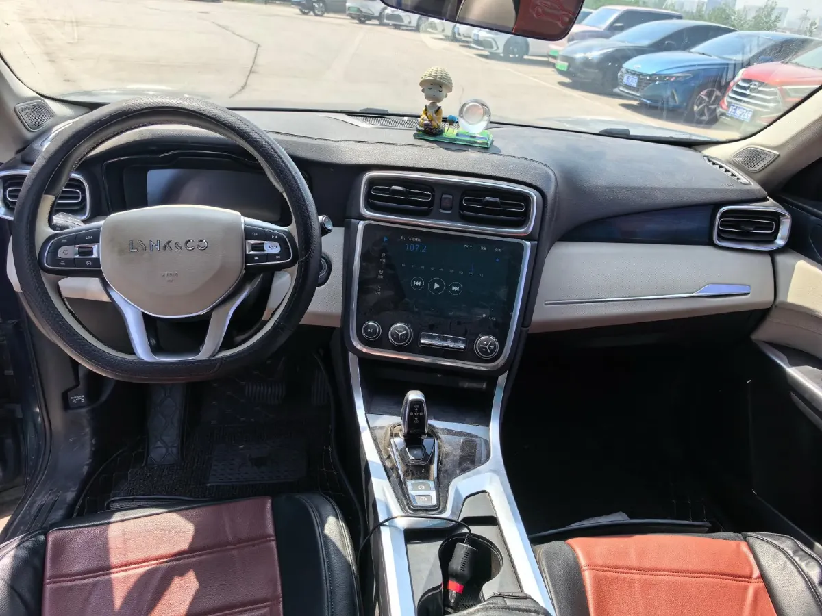 2017 Foton Sauvana 2.0T 218HP L4 6AT,autocango,china used car exporter,china ev exporter,chinese used car exporter,chinese used ev exporter