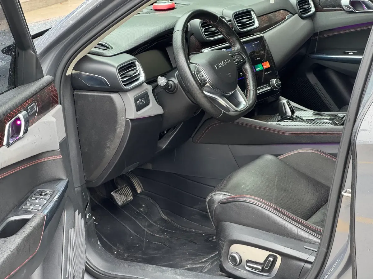 2018 Toyota C-HR 2.0L 171HP L4 CVT,autocango,china used car exporter,china ev exporter,chinese used car exporter,chinese used ev exporter