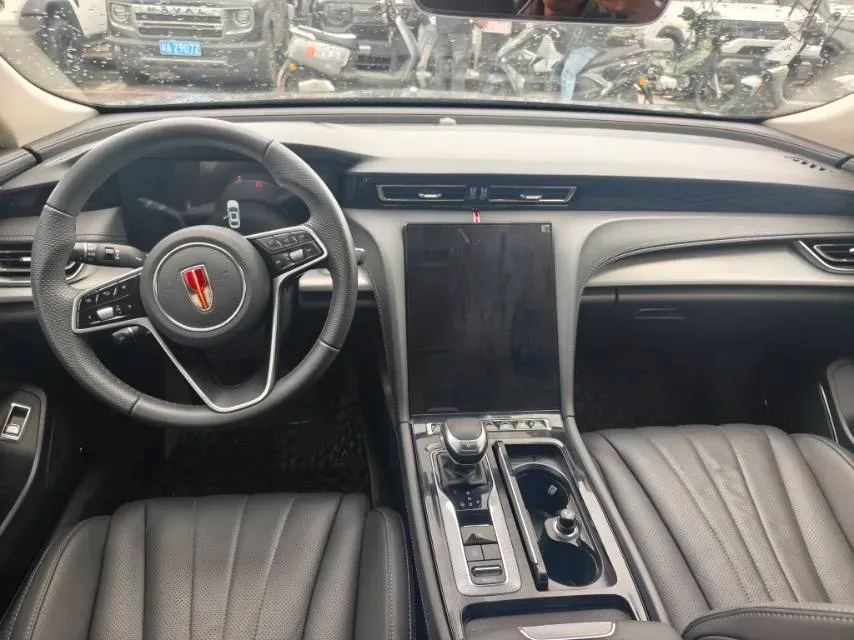 2023 HongQi H5 2.0T 224HP L4 8AT,autocango,china used car exporter,china ev exporter,chinese used car exporter,chinese used ev exporter