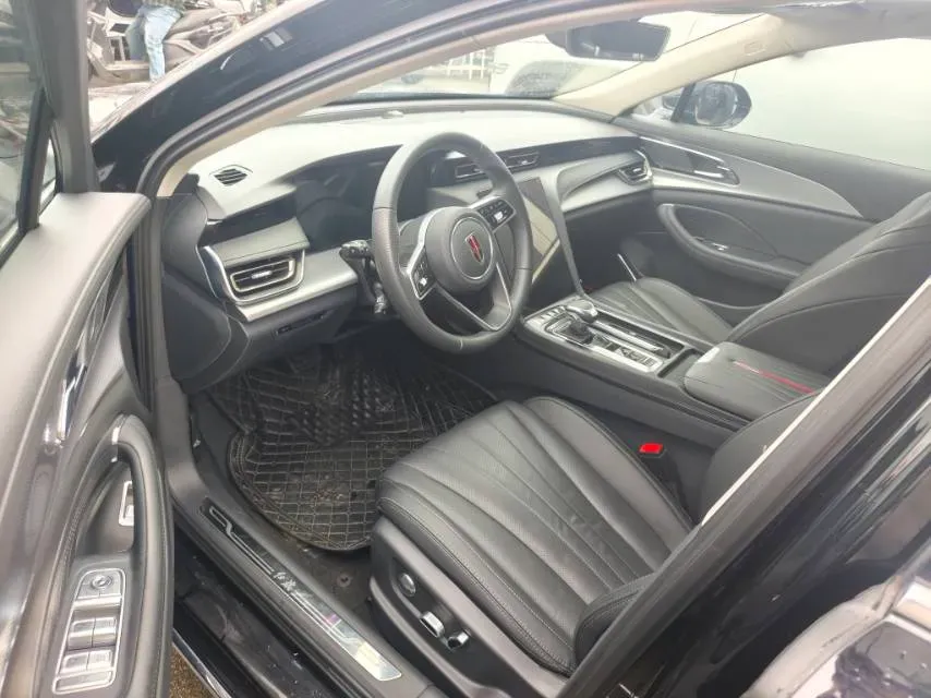 2023 HongQi H5 2.0T 224HP L4 8AT,autocango,china used car exporter,china ev exporter,chinese used car exporter,chinese used ev exporter