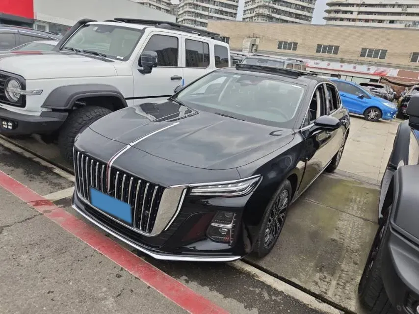 2023 HongQi H5 2.0T 224HP L4 8AT,autocango,china used car exporter,china ev exporter,chinese used car exporter,chinese used ev exporter