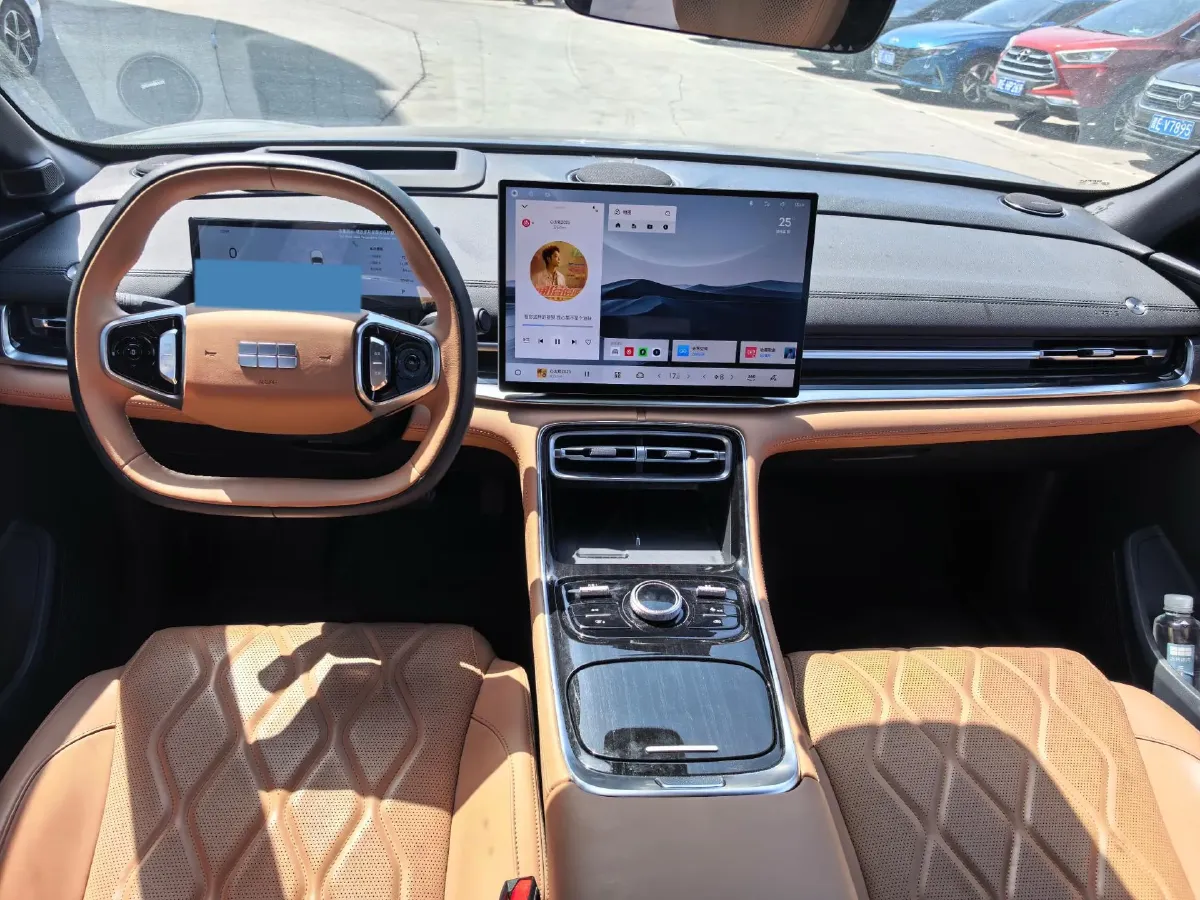 2025 Geely Galaxy A7 1.5L 112HP L4 1DHT PHEV,autocango,china used car exporter,china ev exporter,chinese used car exporter,chinese used ev exporter