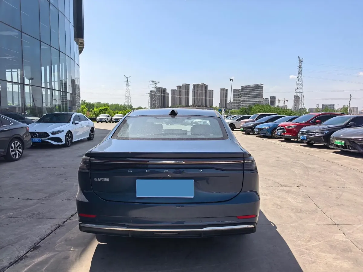 2025 Geely Galaxy A7 1.5L 112HP L4 1DHT PHEV,autocango,china used car exporter,china ev exporter,chinese used car exporter,chinese used ev exporter