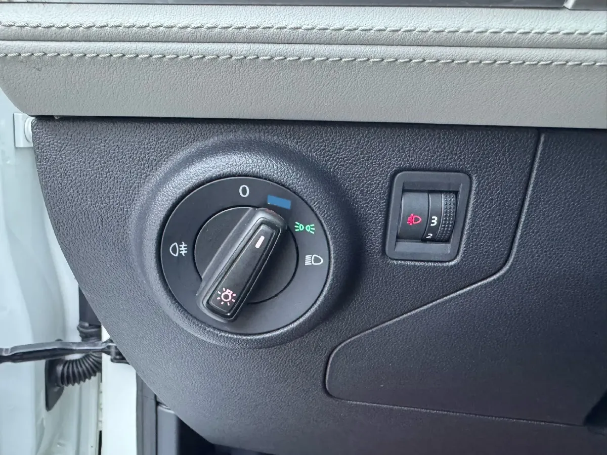 2023 Jetta VS7 1.4T 150HP L4 6AT,autocango,china used car exporter,china ev exporter,chinese used car exporter,chinese used ev exporter