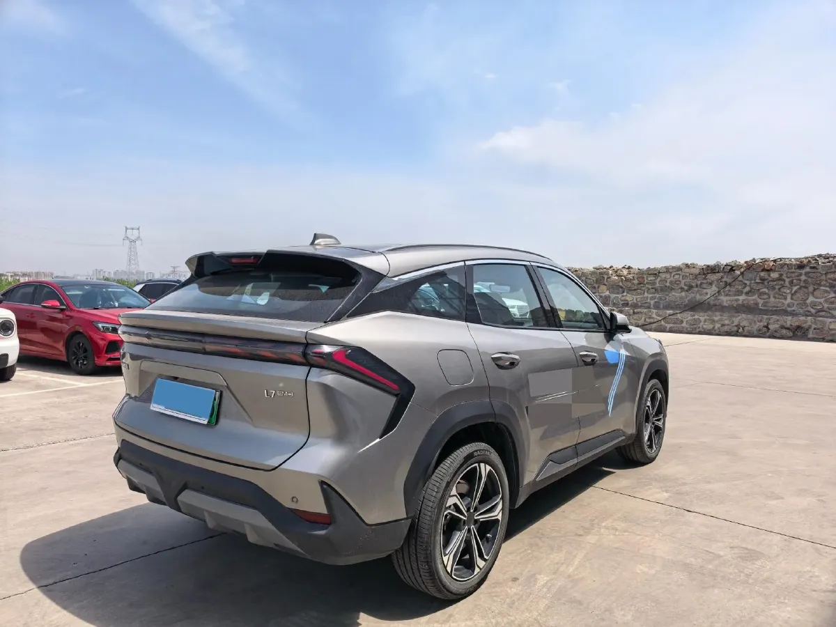 2025 Geely Galaxy L7 1.5L 112HP L4 1DHT PHEV 18.4KWH,autocango,china used car exporter,china ev exporter,chinese used car exporter,chinese used ev exporter