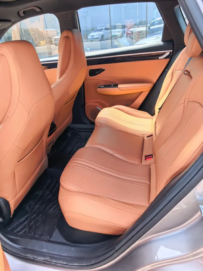 2025 Geely Galaxy L7 1.5L 112HP L4 1DHT PHEV 18.4KWH,autocango,china used car exporter,china ev exporter,chinese used car exporter,chinese used ev exporter