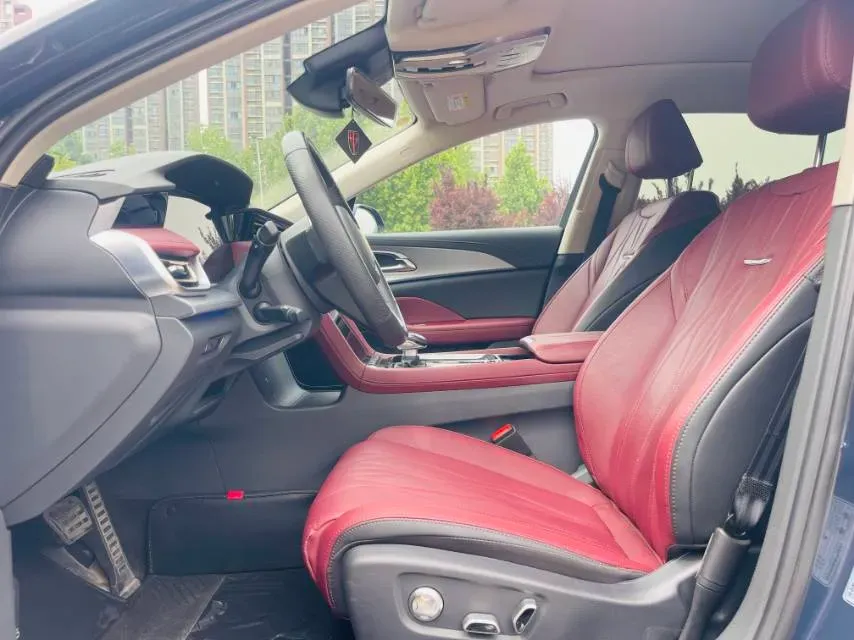 2023 HongQi H5 2.0T 224HP L4 8AT,autocango,china used car exporter,china ev exporter,chinese used car exporter,chinese used ev exporter