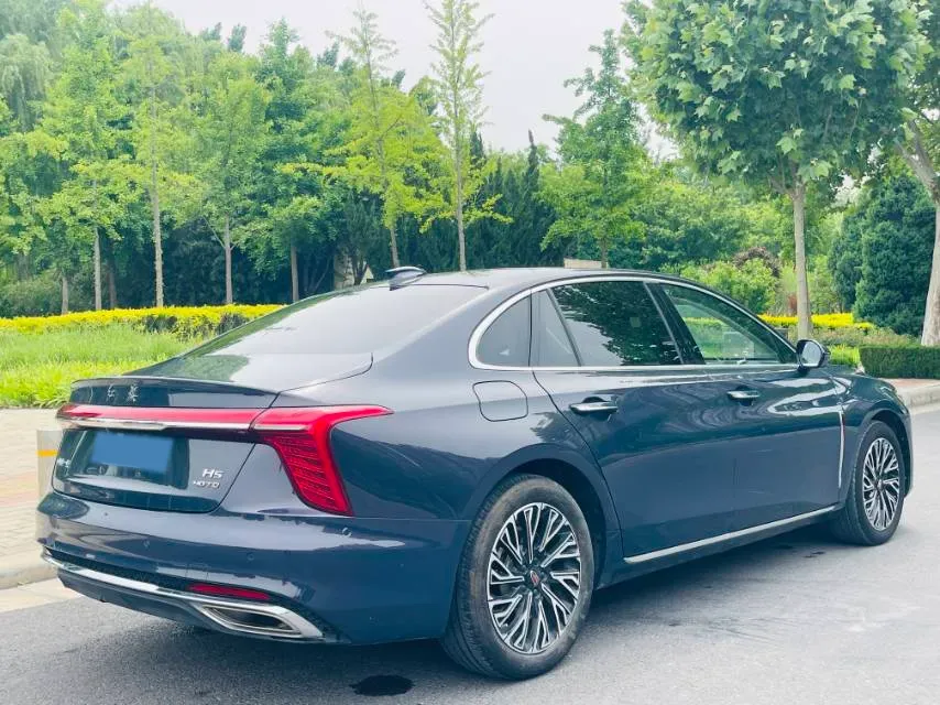 2023 HongQi H5 2.0T 224HP L4 8AT,autocango,china used car exporter,china ev exporter,chinese used car exporter,chinese used ev exporter