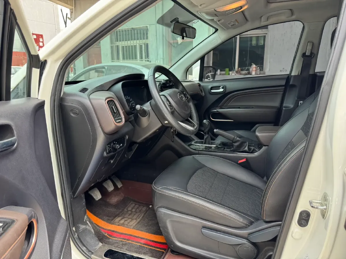 2019 GAC Trumpchi GS3 1.5T 163HP L3 6MT,autocango,china used car exporter,china ev exporter,chinese used car exporter,chinese used ev exporter