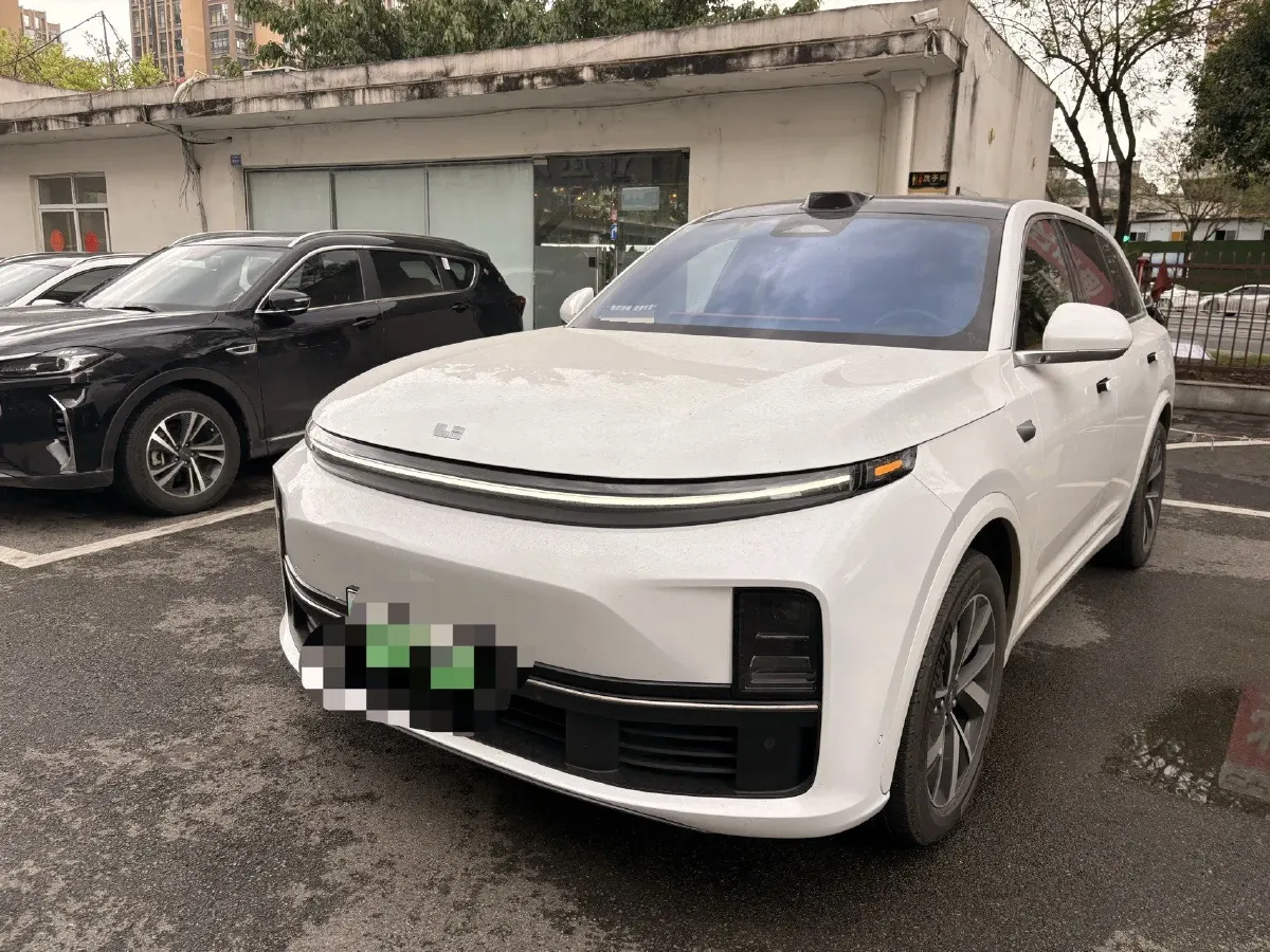 2023 Li L7 Range Extended 154HP REEV 40.9KWH,autocango,china used car exporter,china ev exporter,chinese used car exporter,chinese used ev exporter