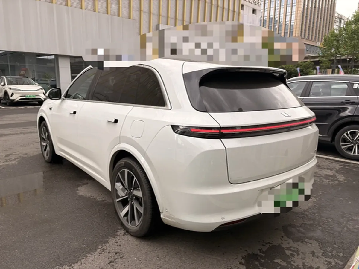 2023 Li L7 Range Extended 154HP REEV 40.9KWH,autocango,china used car exporter,china ev exporter,chinese used car exporter,chinese used ev exporter