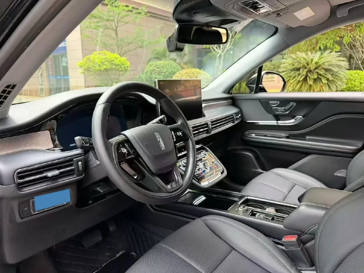 2022 Lincoln Corsair 2.0T 245HP L4 8AT,autocango,china used car exporter,china ev exporter,chinese used car exporter,chinese used ev exporter