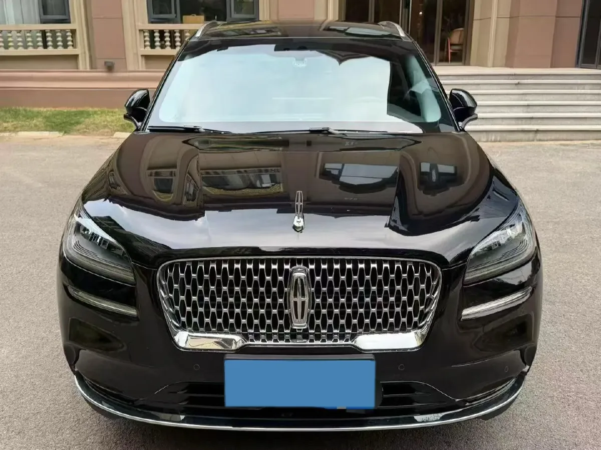 2022 Lincoln Corsair 2.0T 245HP L4 8AT,autocango,china used car exporter,china ev exporter,chinese used car exporter,chinese used ev exporter