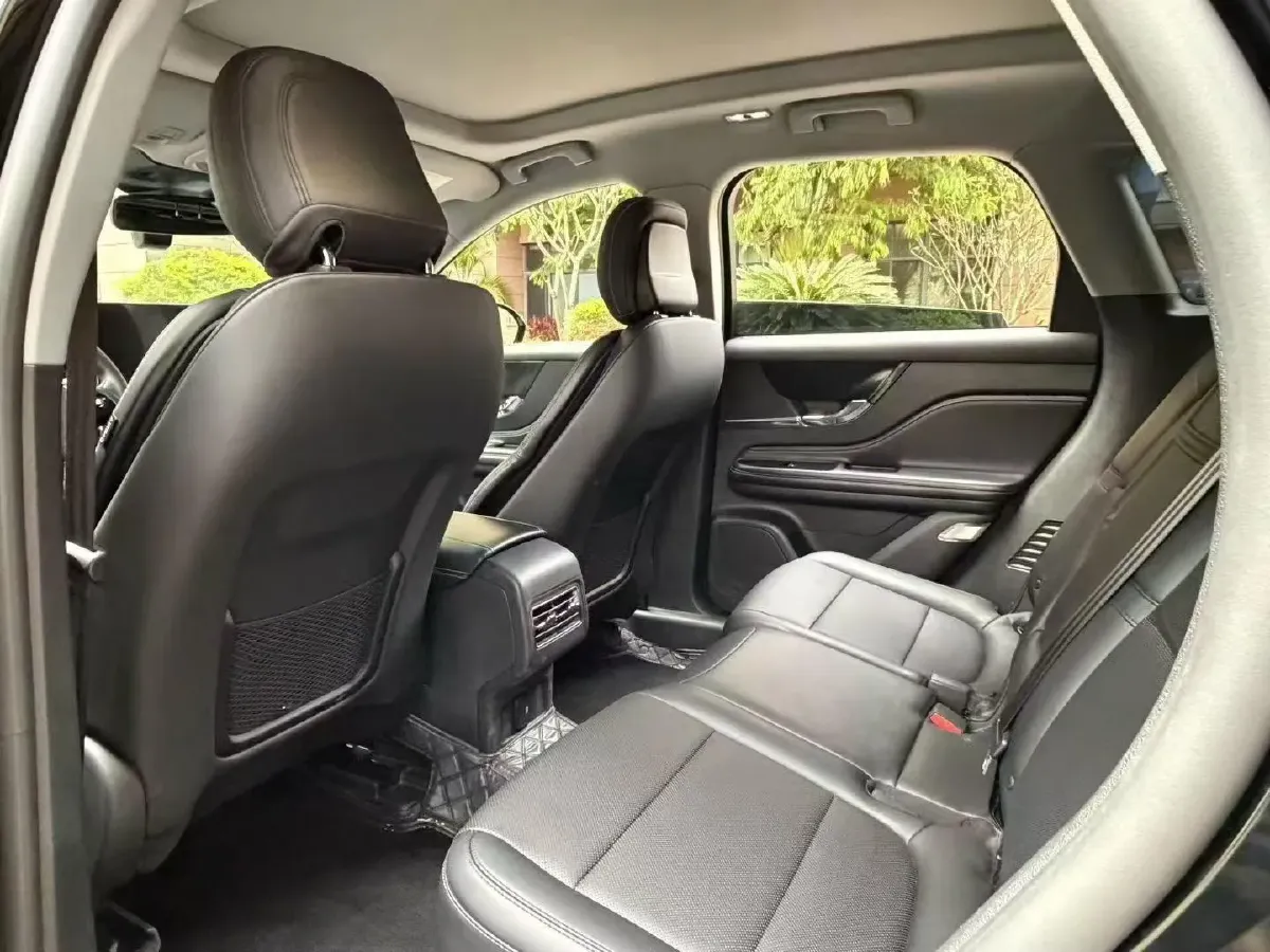 2022 Lincoln Corsair 2.0T 245HP L4 8AT,autocango,china used car exporter,china ev exporter,chinese used car exporter,chinese used ev exporter