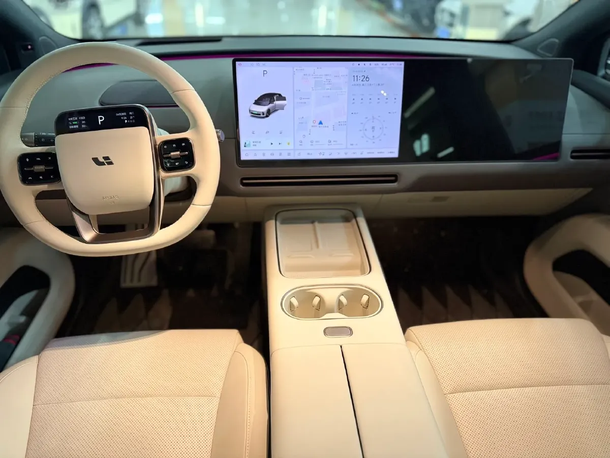 2025 Li i6 BEV,autocango,china used car exporter,china ev exporter,chinese used car exporter,chinese used ev exporter