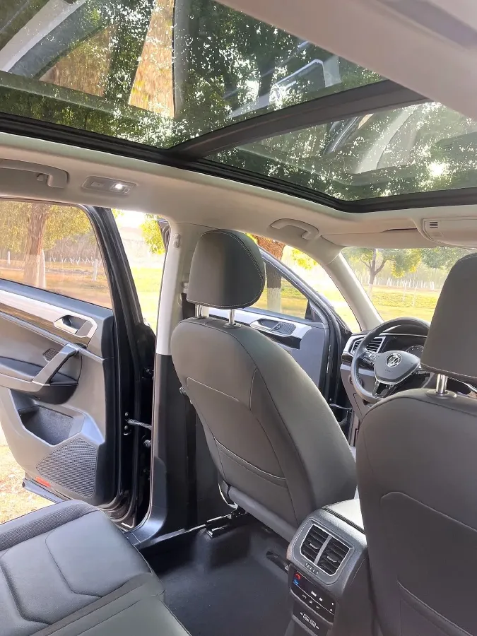 2022 Volkswagen Tayron 1.4T 150HP L4 7DCT,autocango,china used car exporter,china ev exporter,chinese used car exporter,chinese used ev exporter