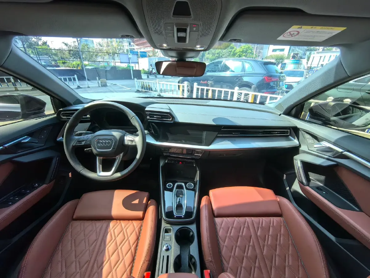 2025 Audi A3 1.5T 160HP L4 7DCT,autocango,china used car exporter,china ev exporter,chinese used car exporter,chinese used ev exporter