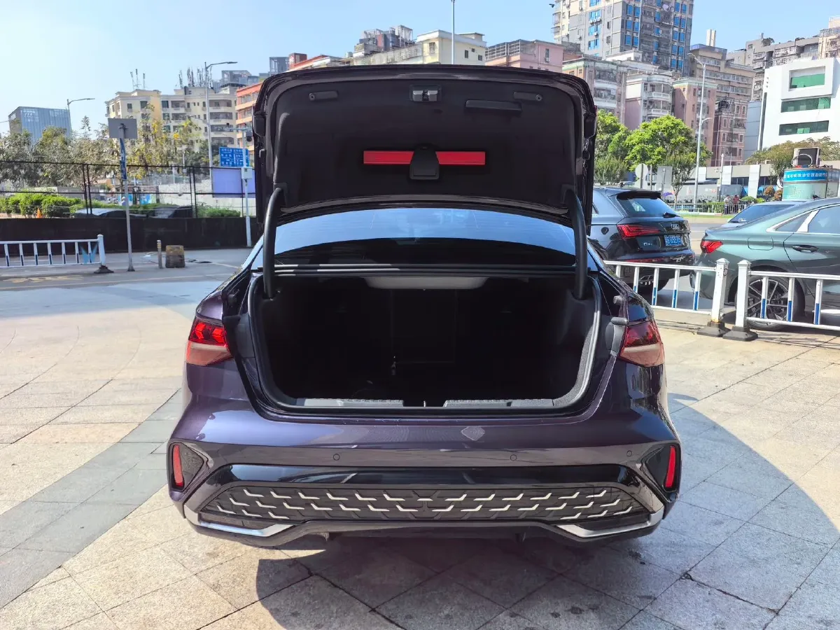 2025 Audi A3 1.5T 160HP L4 7DCT,autocango,china used car exporter,china ev exporter,chinese used car exporter,chinese used ev exporter