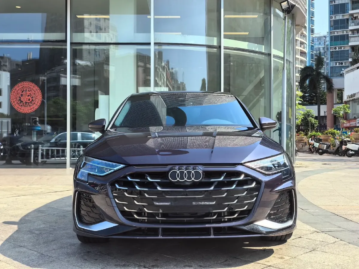 2025 Audi A3 1.5T 160HP L4 7DCT,autocango,china used car exporter,china ev exporter,chinese used car exporter,chinese used ev exporter