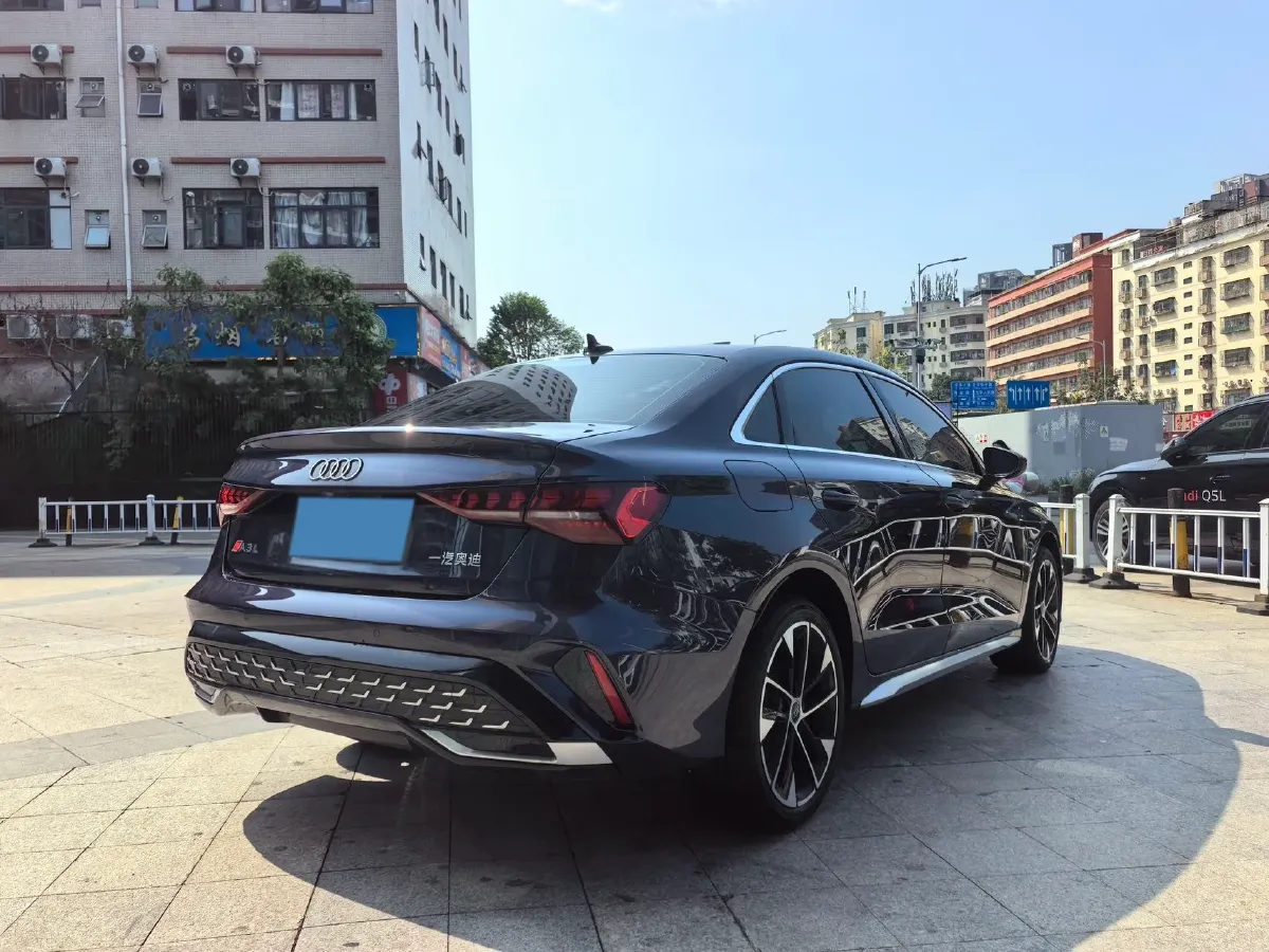 2025 Audi A3 1.5T 160HP L4 7DCT,autocango,china used car exporter,china ev exporter,chinese used car exporter,chinese used ev exporter