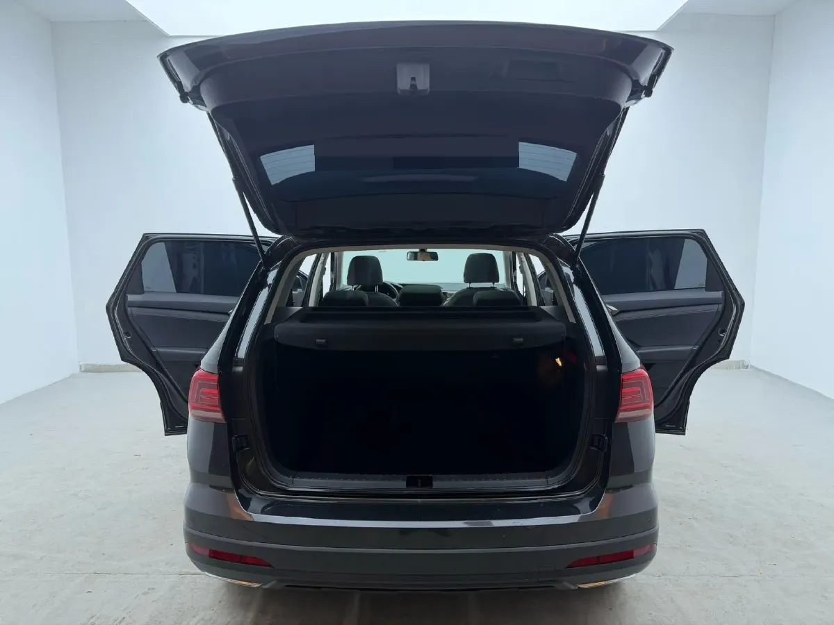 2022 Volkswagen Tharu 1.4T 150HP L4 7DCT,autocango,china used car exporter,china ev exporter,chinese used car exporter,chinese used ev exporter