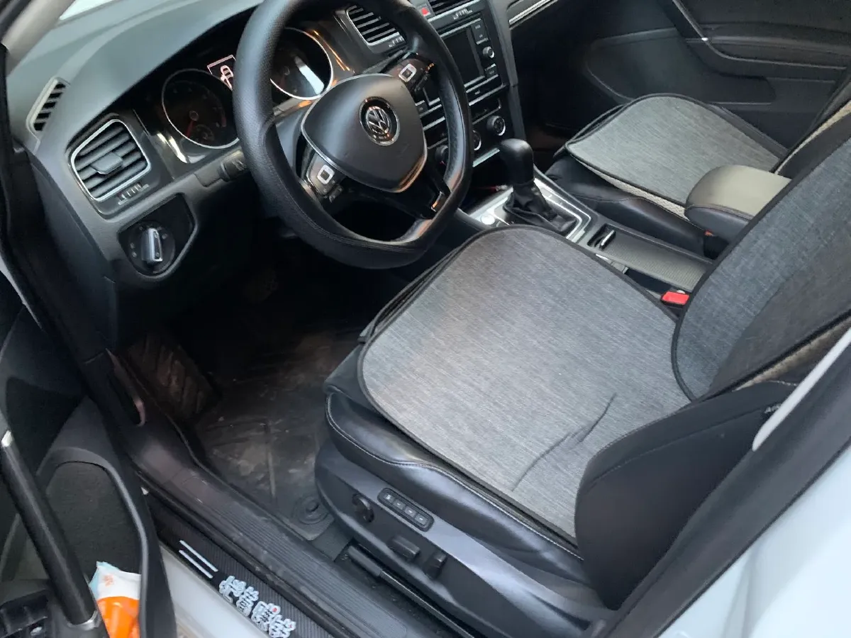 2018 Volkswagen Golf 1.4T 131HP L4 7DCT,autocango,china used car exporter,china ev exporter,chinese used car exporter,chinese used ev exporter