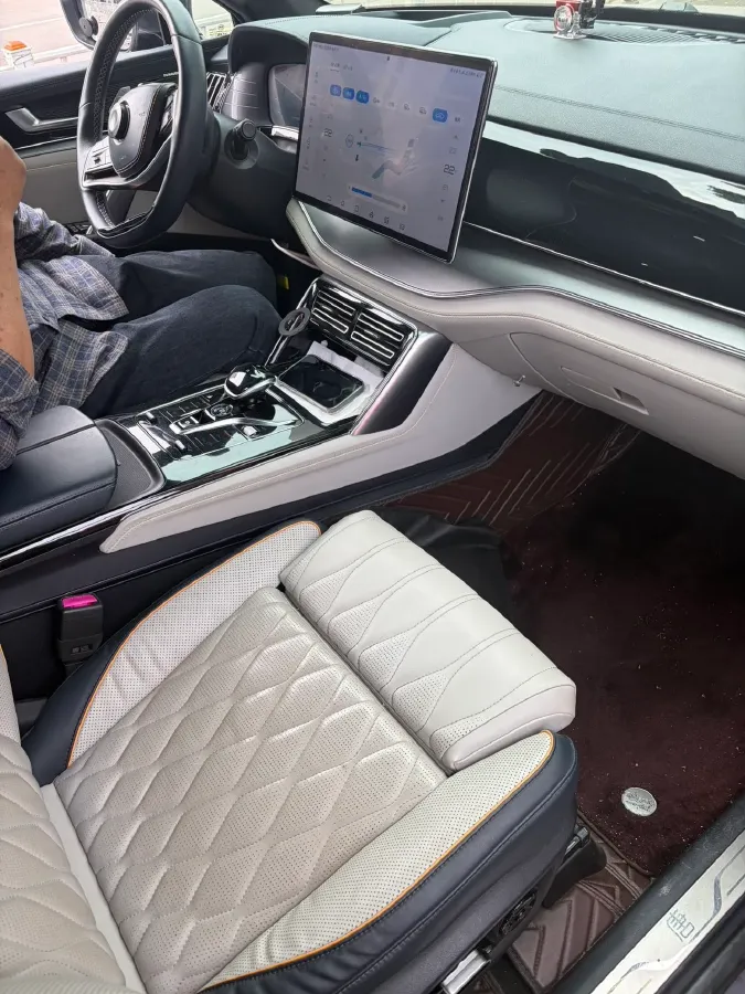 2022 Roewe iMAX8 BEV 90KWH,autocango,china used car exporter,china ev exporter,chinese used car exporter,chinese used ev exporter