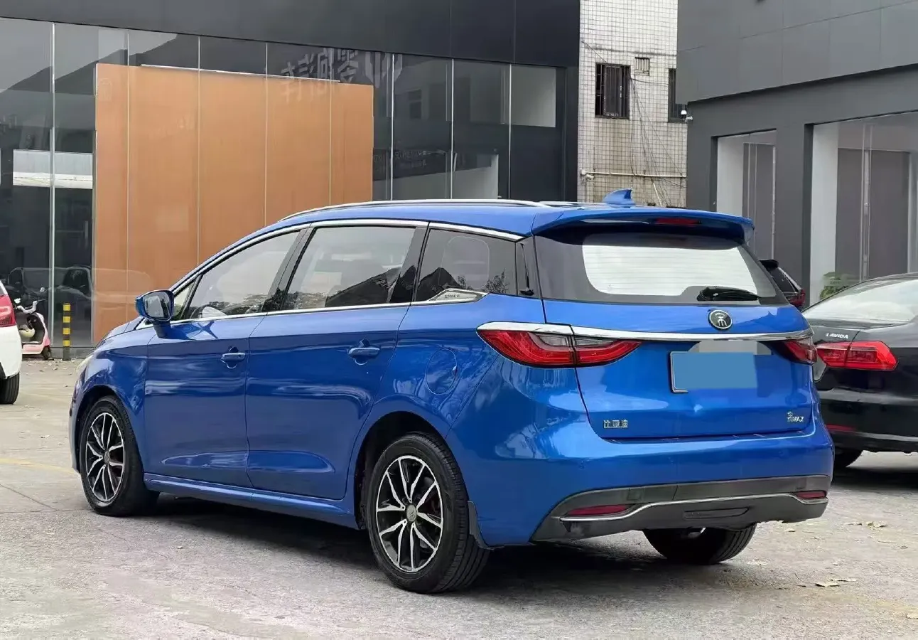 2017 BYD Song MAX 1.5T 154HP L4 6DCT,autocango,china used car exporter,china ev exporter,chinese used car exporter,chinese used ev exporter