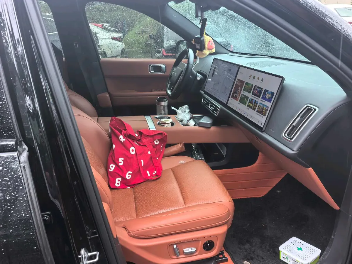 2024 Li L6 Range Extended 154HP L4 REEV 36.8KWH,autocango,china used car exporter,china ev exporter,chinese used car exporter,chinese used ev exporter