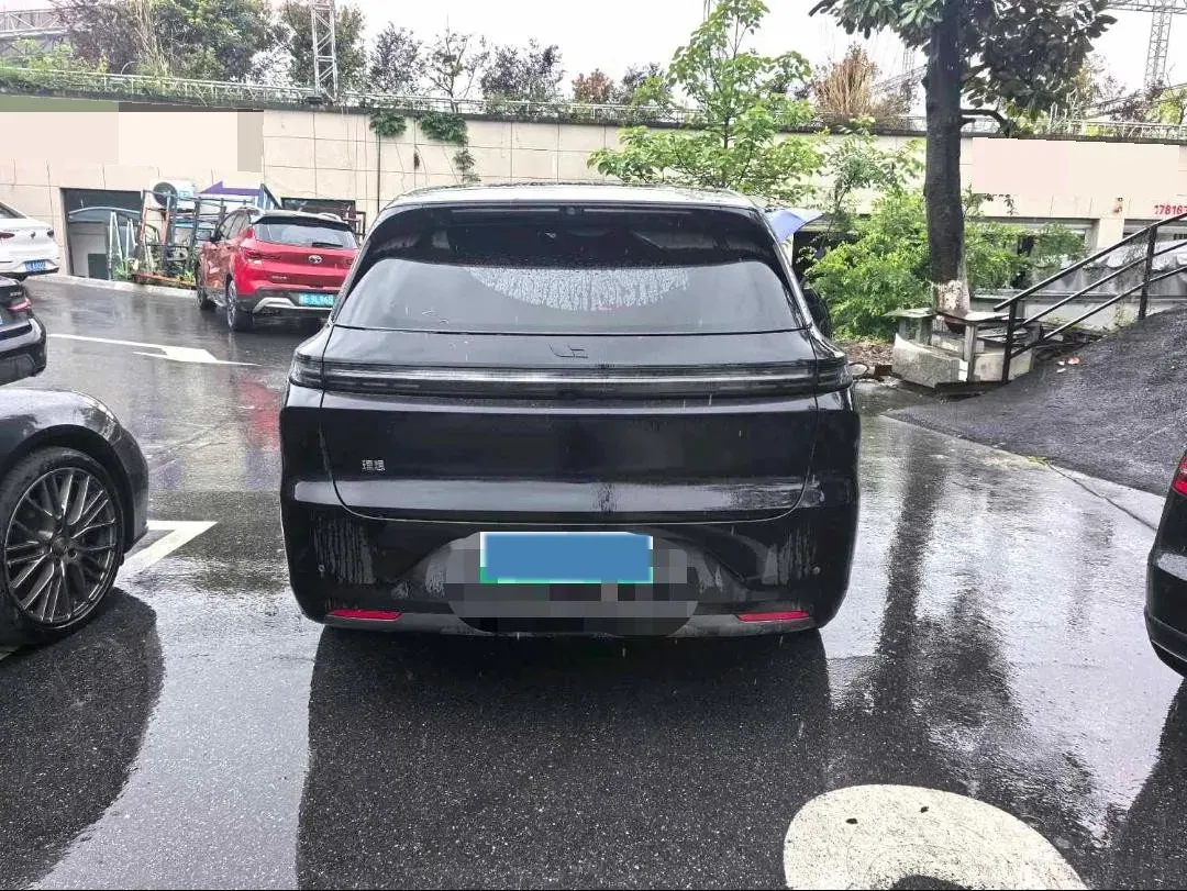 2024 Li L6 Range Extended 154HP L4 REEV 36.8KWH,autocango,china used car exporter,china ev exporter,chinese used car exporter,chinese used ev exporter